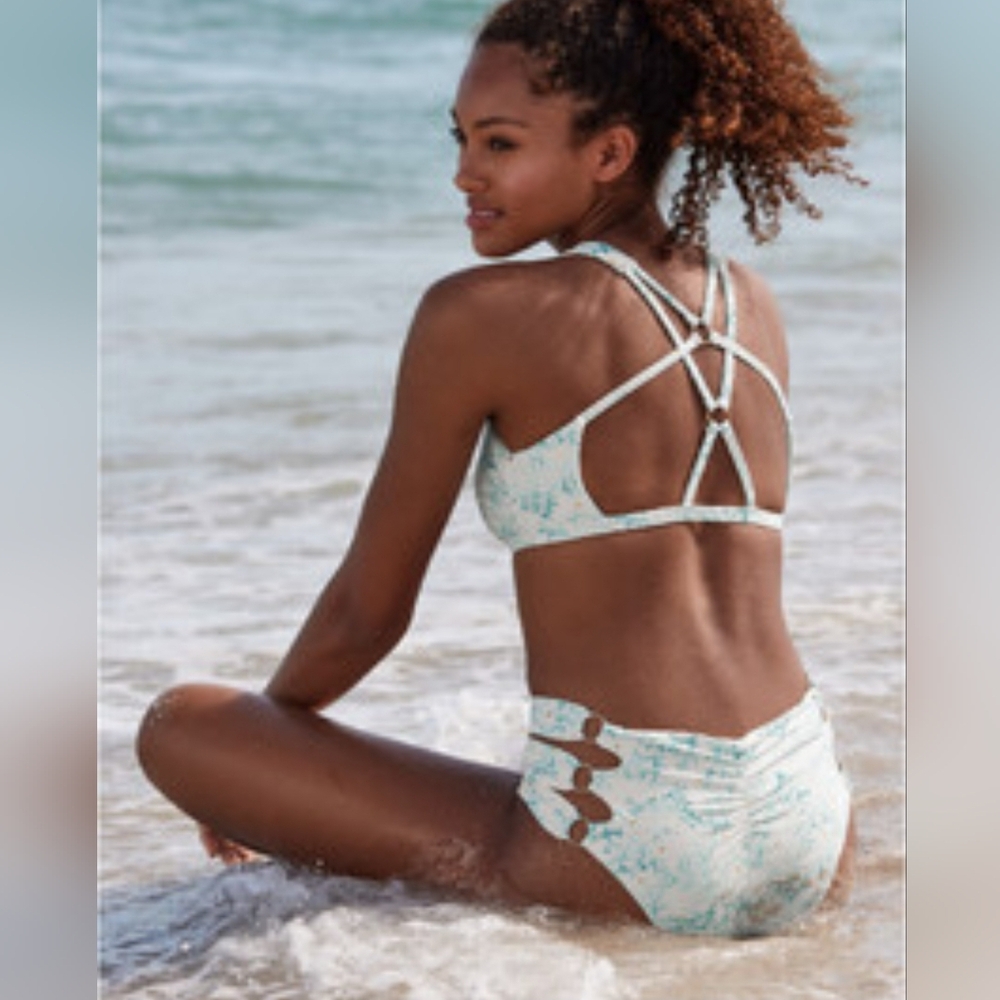 Venus swimsuit bikini white and aqua coral foil gold dots medium high-waisted - Picture 8 of 9